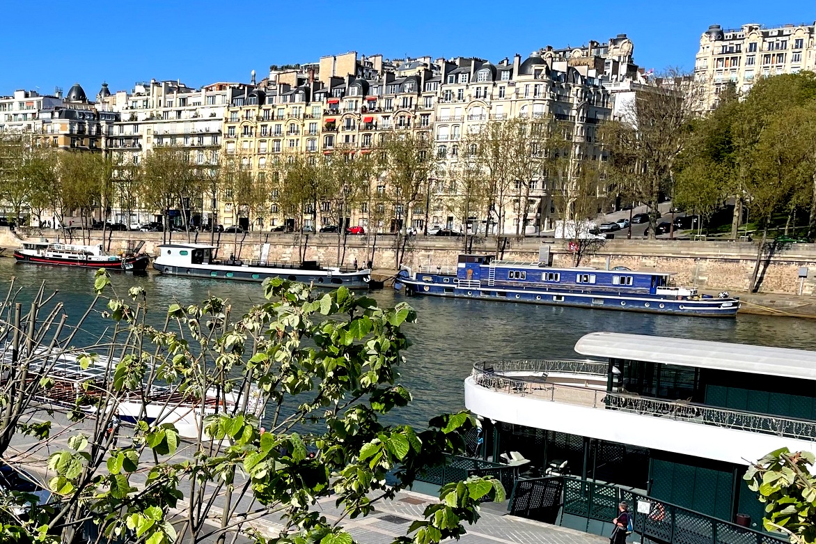 Host Family Accommodation in Paris